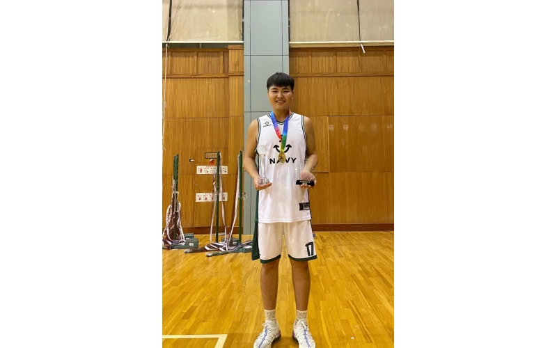 Jiale Zhan 占佳乐